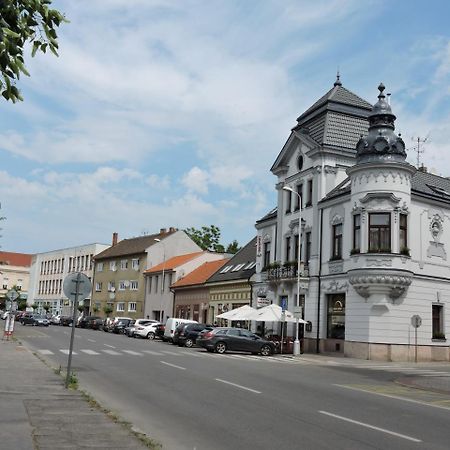 Olymp Penzion Komárno Zewnętrze zdjęcie